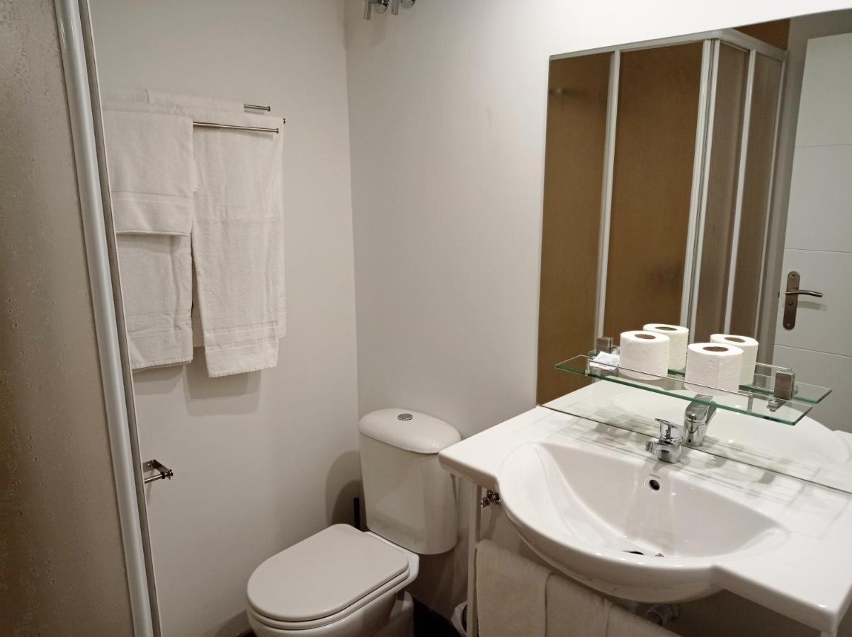 Apartamentos Hi Apartaments Santander 3000 말리아노 외부 사진