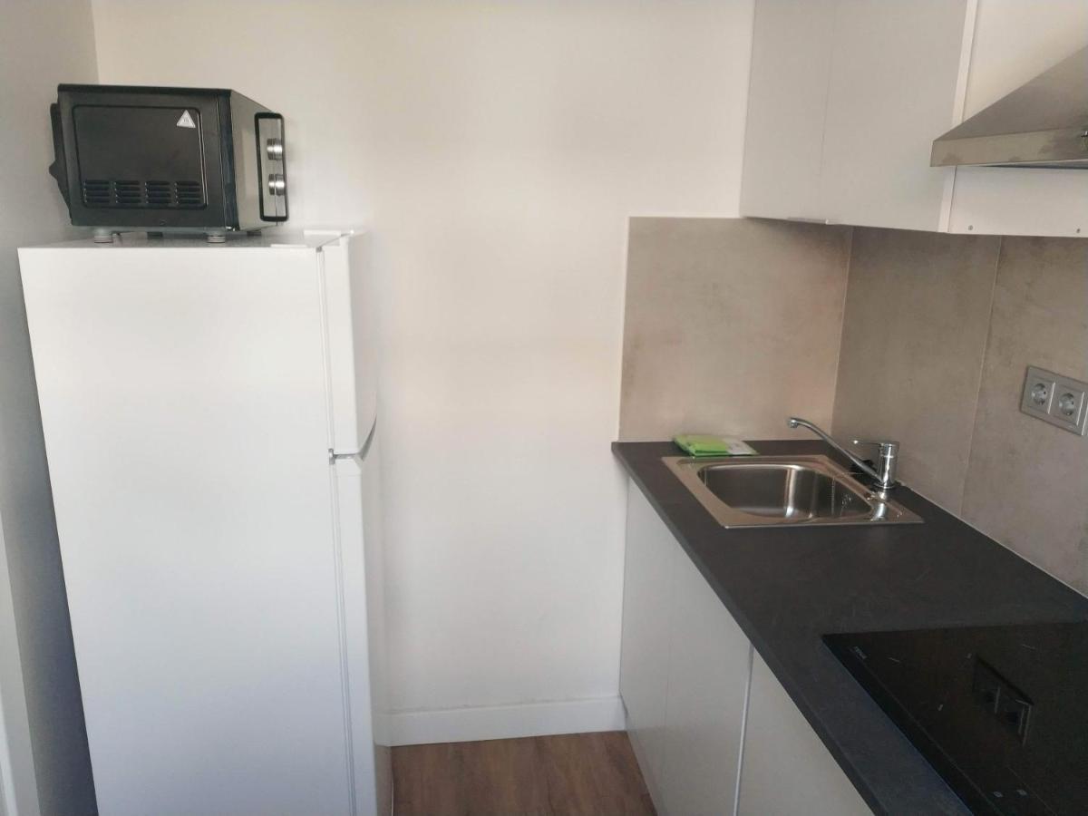 Apartamentos Hi Apartaments Santander 3000 말리아노 외부 사진