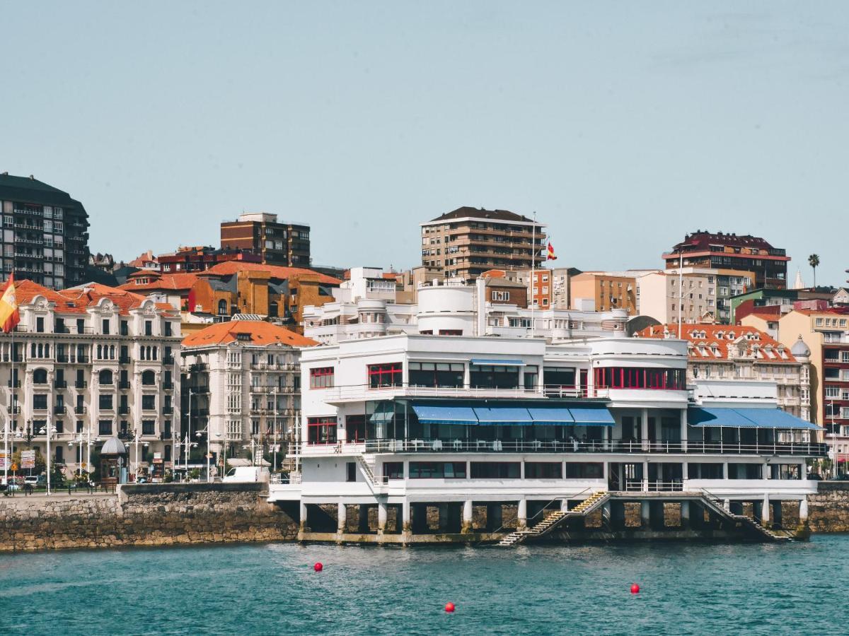 Apartamentos Hi Apartaments Santander 3000 말리아노 외부 사진